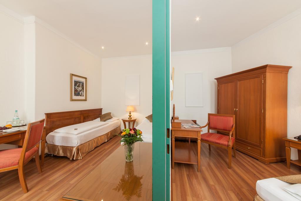 Novum Hotel Cristall Wien Messe エクステリア 写真