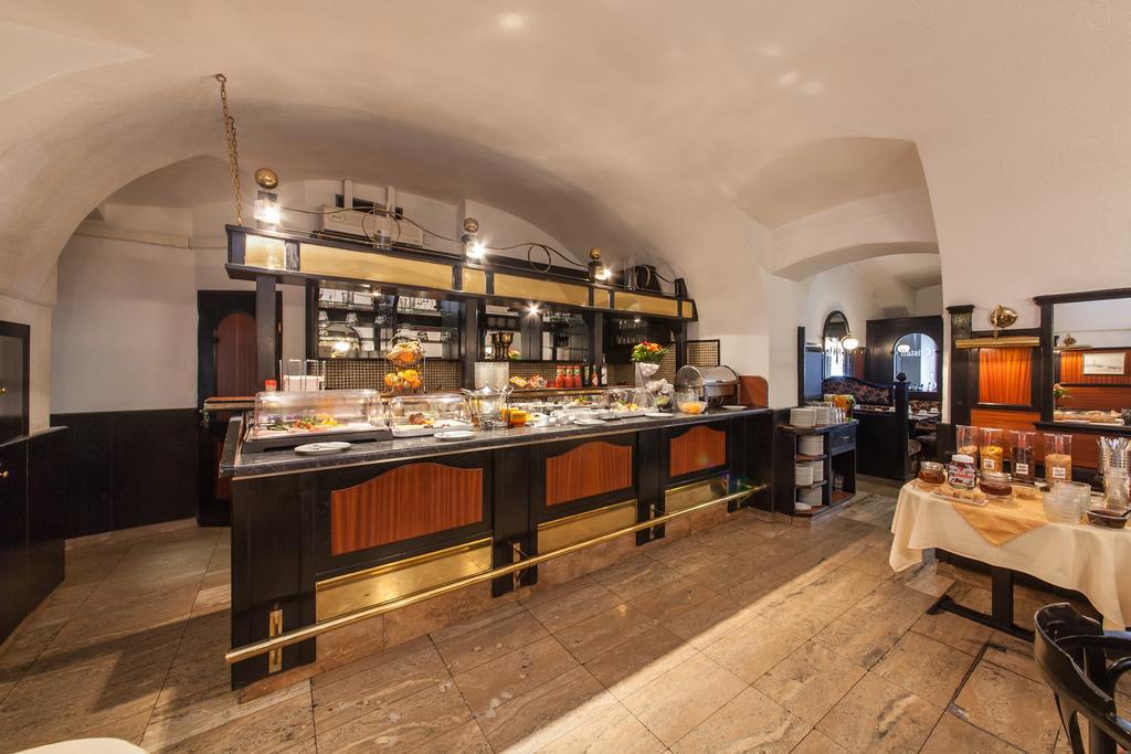 Novum Hotel Cristall Wien Messe エクステリア 写真