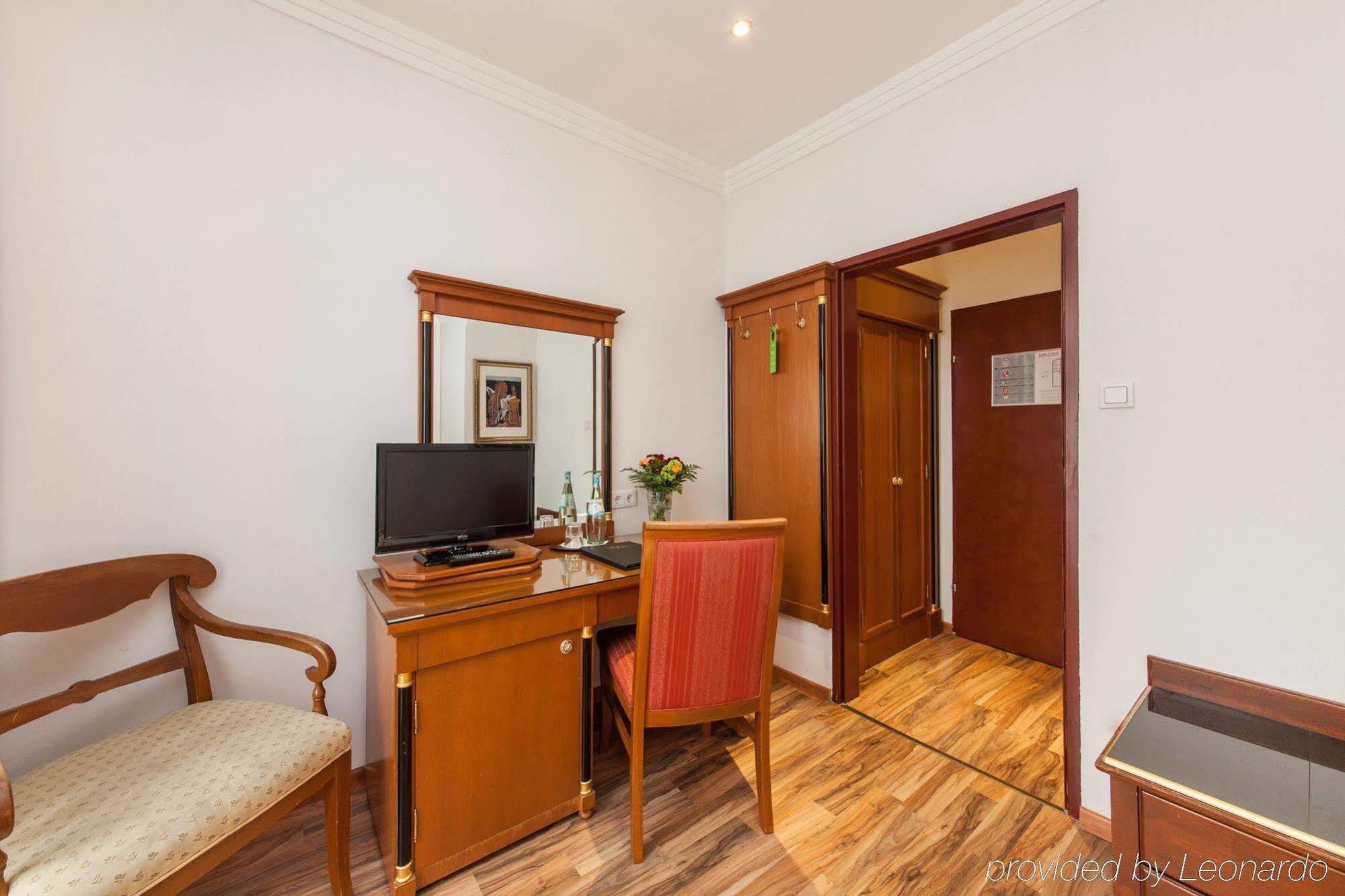 Novum Hotel Cristall Wien Messe エクステリア 写真
